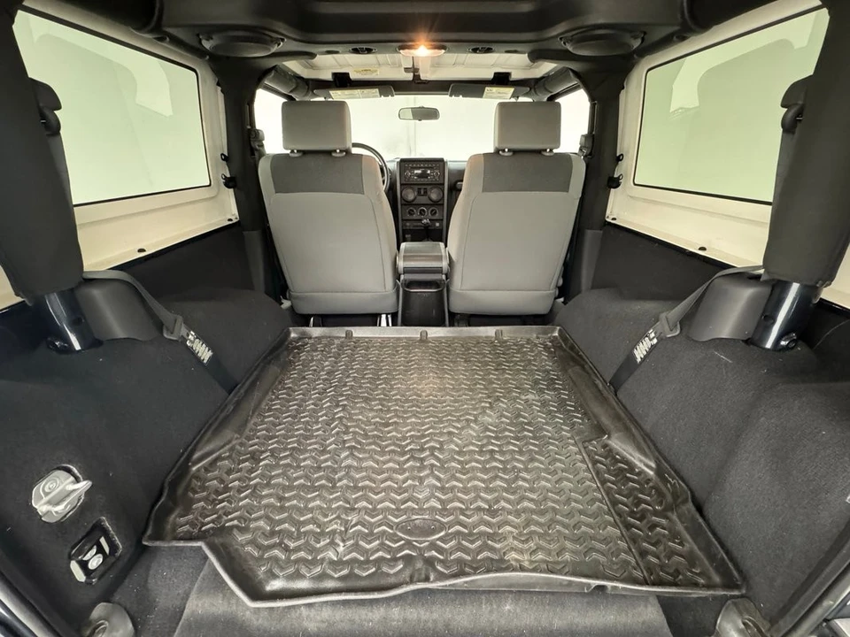 2007 Jeep JK Wrangler - Image 24 of 31