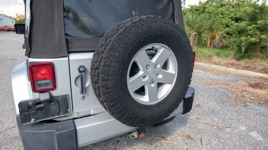 2007 Jeep JK Wrangler - Image 17 of 20
