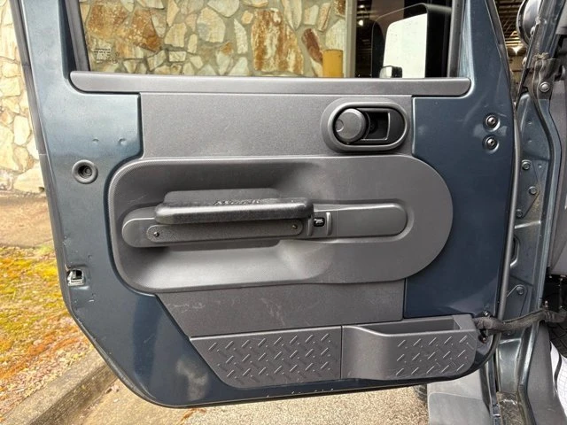 2007 Jeep JK Wrangler - Image 16 of 20