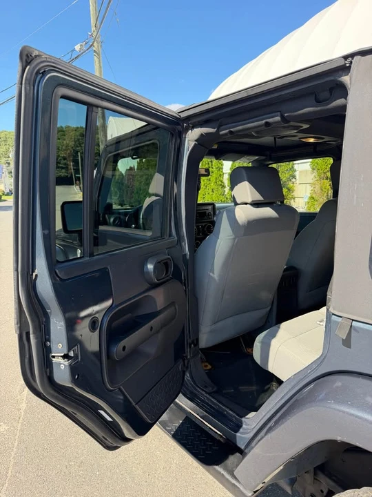 2007 Jeep JK Wrangler - Image 11 of 20