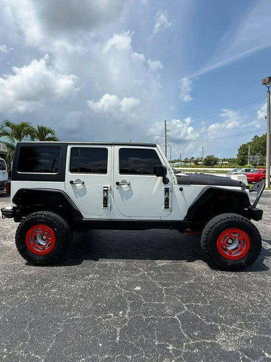 2007 Jeep JK Wrangler - Image 6 of 16