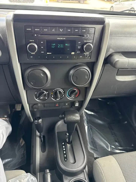 2007 Jeep JK Wrangler - Image 17 of 18