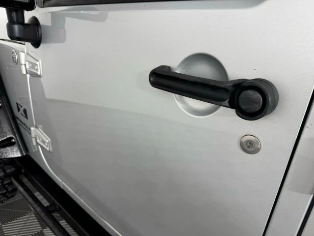 2007 Jeep JK Wrangler - Image 19 of 21