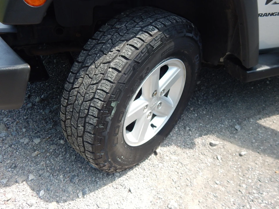 2007 Jeep JK Wrangler - Image 17 of 22