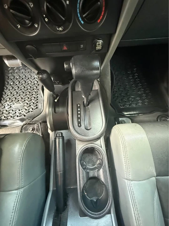 2007 Jeep JK Wrangler - Image 12 of 13