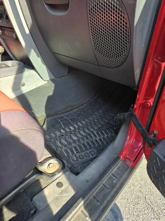 2007 Jeep JK Wrangler - Image 14 of 18