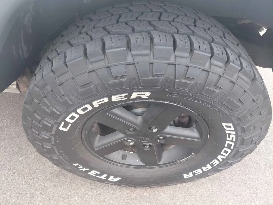 2007 Jeep JK Wrangler - Image 12 of 13