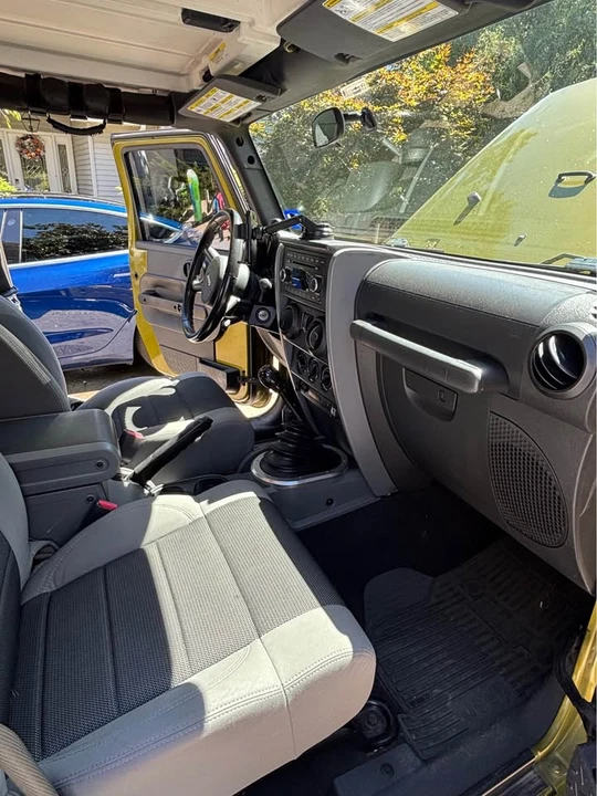 2007 Jeep JK Wrangler - Image 14 of 15