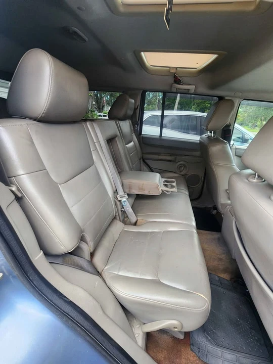 2007 Jeep Commander - Image 16 of 18