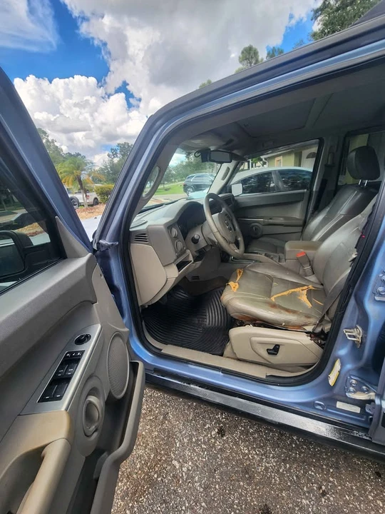 2007 Jeep Commander - Image 13 of 18