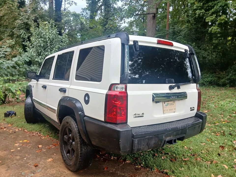 2007 Jeep Commander - Image 9 of 18