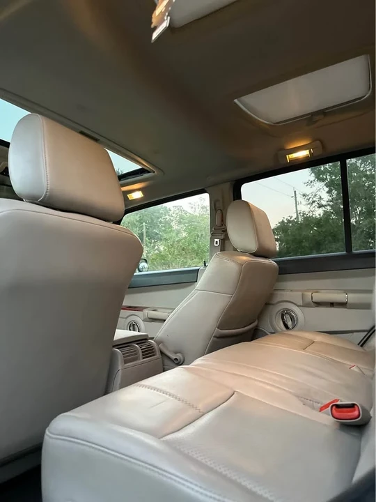 2007 Jeep Commander - Image 5 of 10