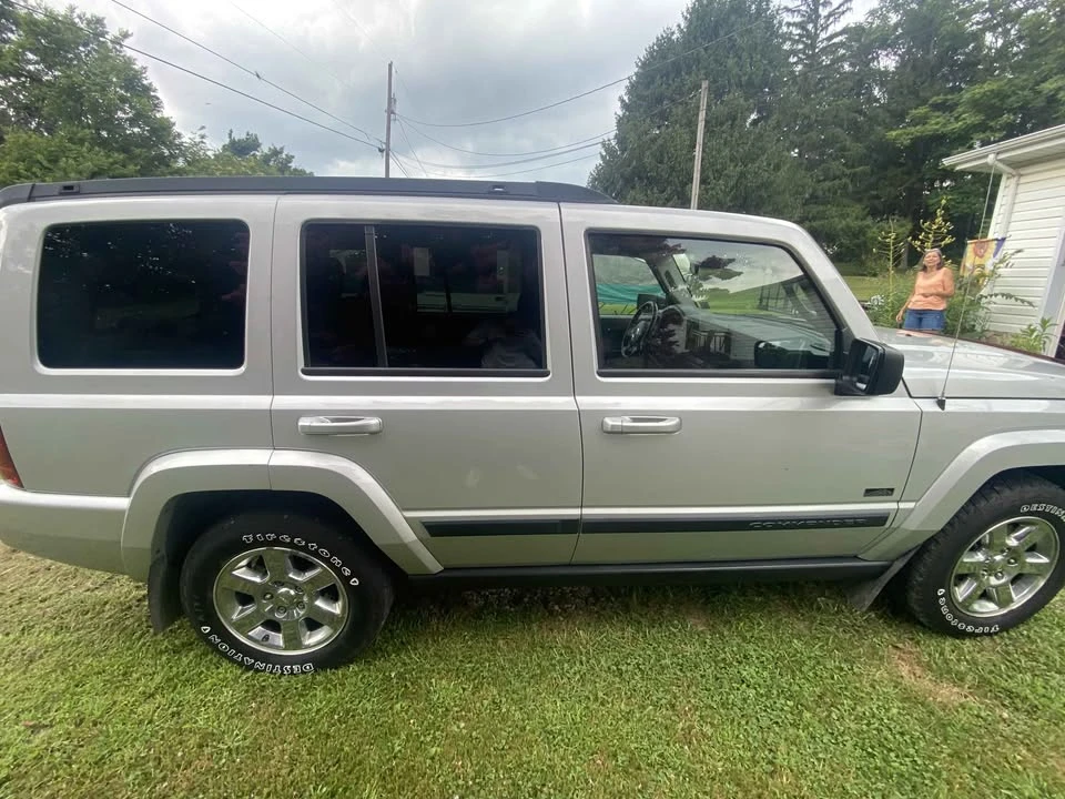 2007 Jeep Commander - Image 4 of 11
