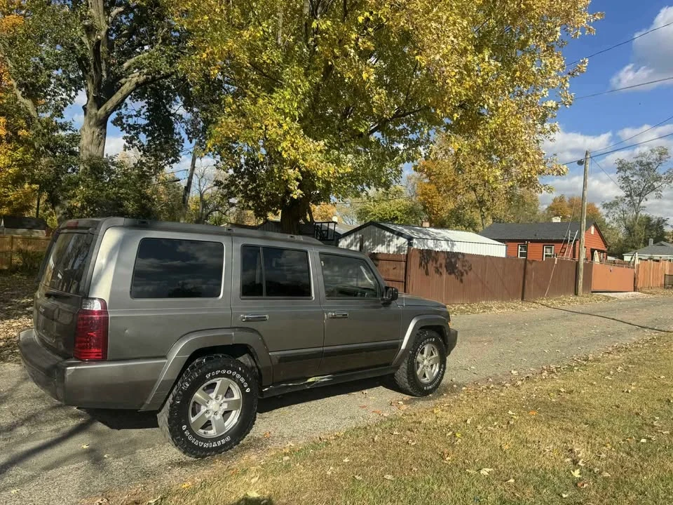 2007 Jeep Commander - Image 3 of 13