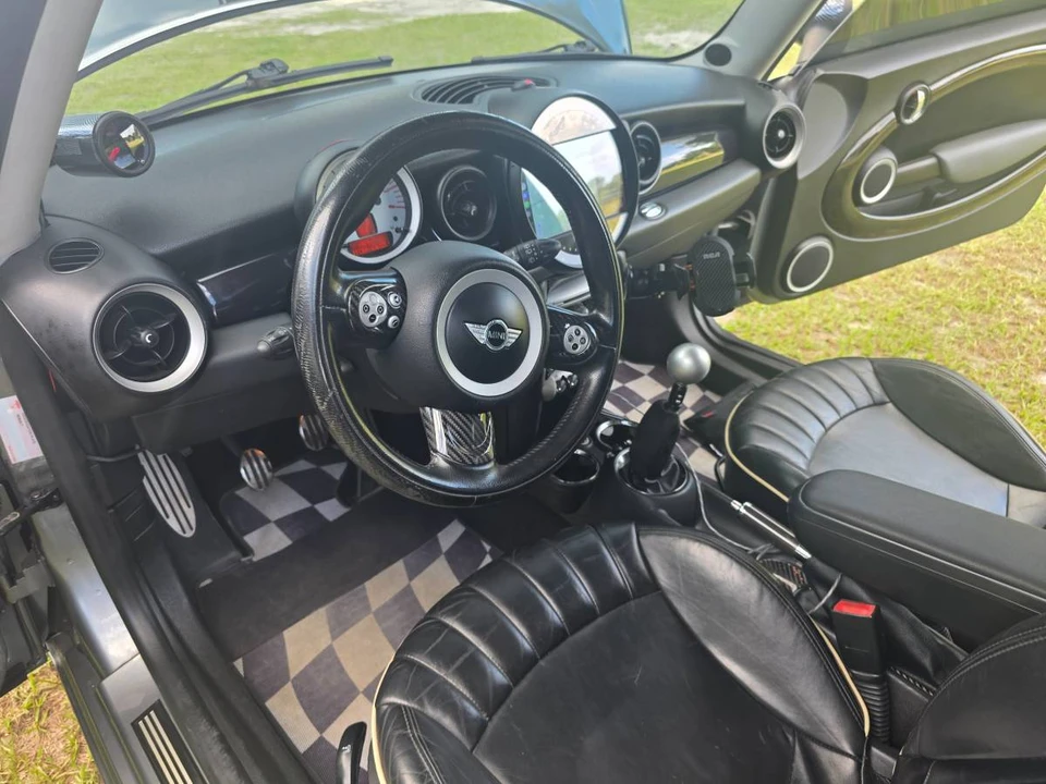 2007 Mini Mini John Cooper Works 1st Gen - Image 7 of 15
