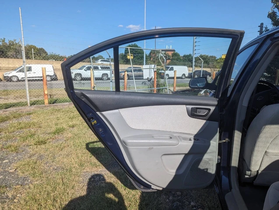 2007 Kia Optima/K5 - Image 18 of 21