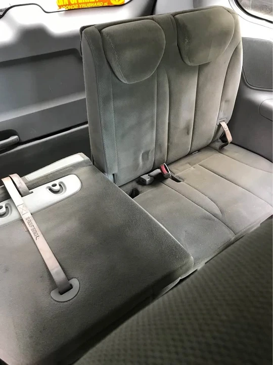 2007 Kia Carnival - Image 13 of 15