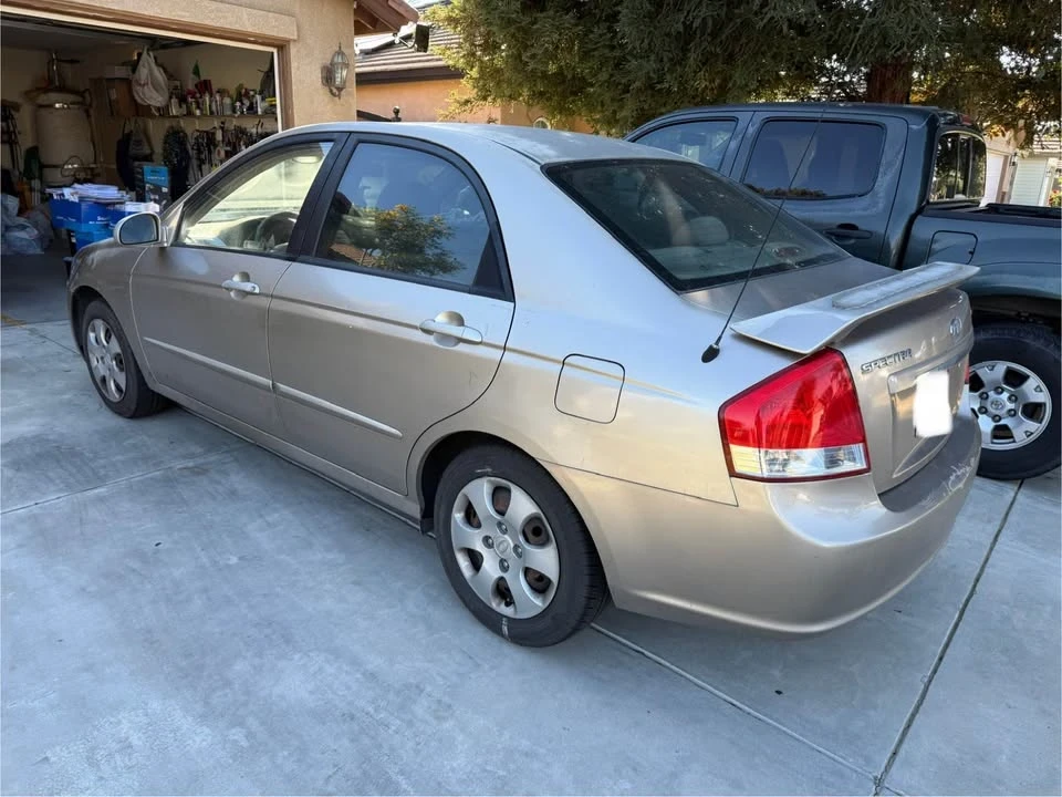 2007 Kia Spectra - Image 3 of 6