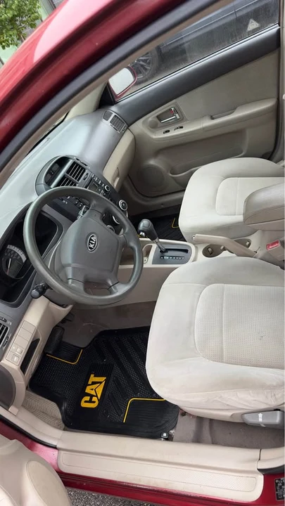 2007 Kia Spectra - Image 6 of 8
