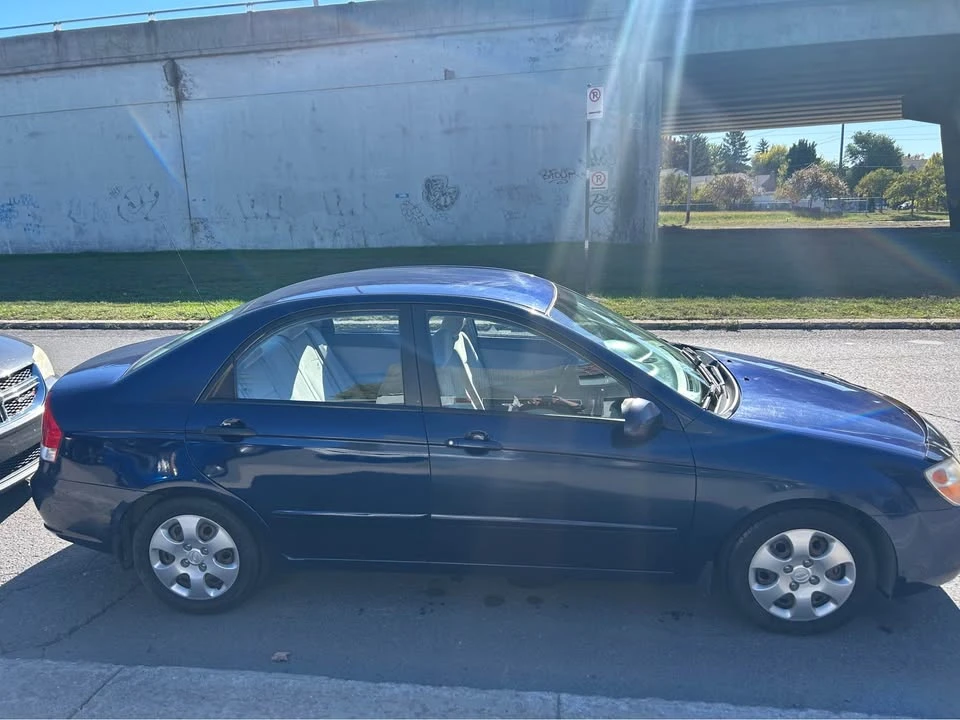 2007 Kia Spectra - Image 12 of 13