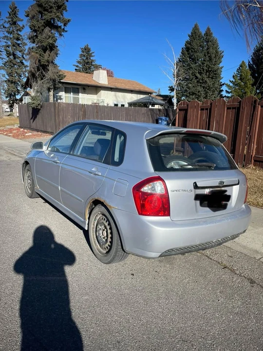2007 Kia Spectra - Image 5 of 8