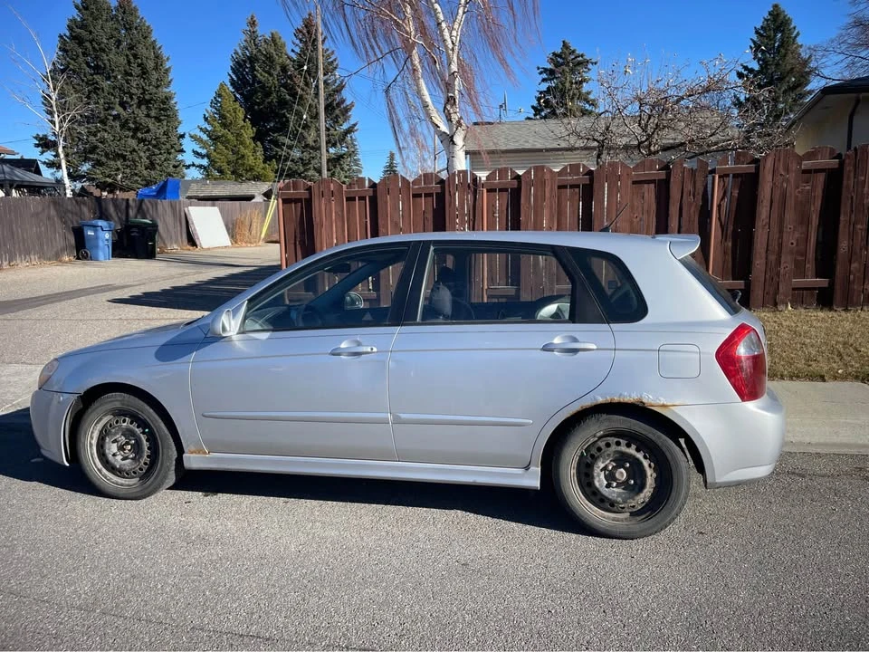 2007 Kia Spectra - Image 6 of 8