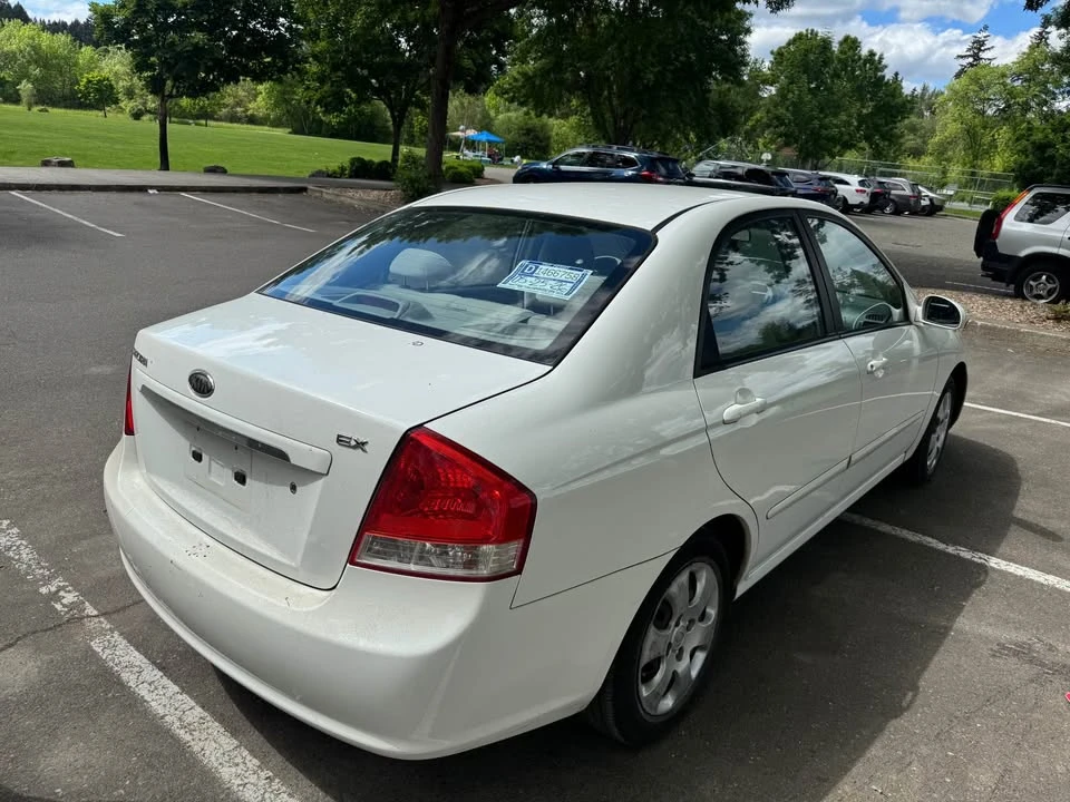 2007 Kia Spectra - Image 5 of 8