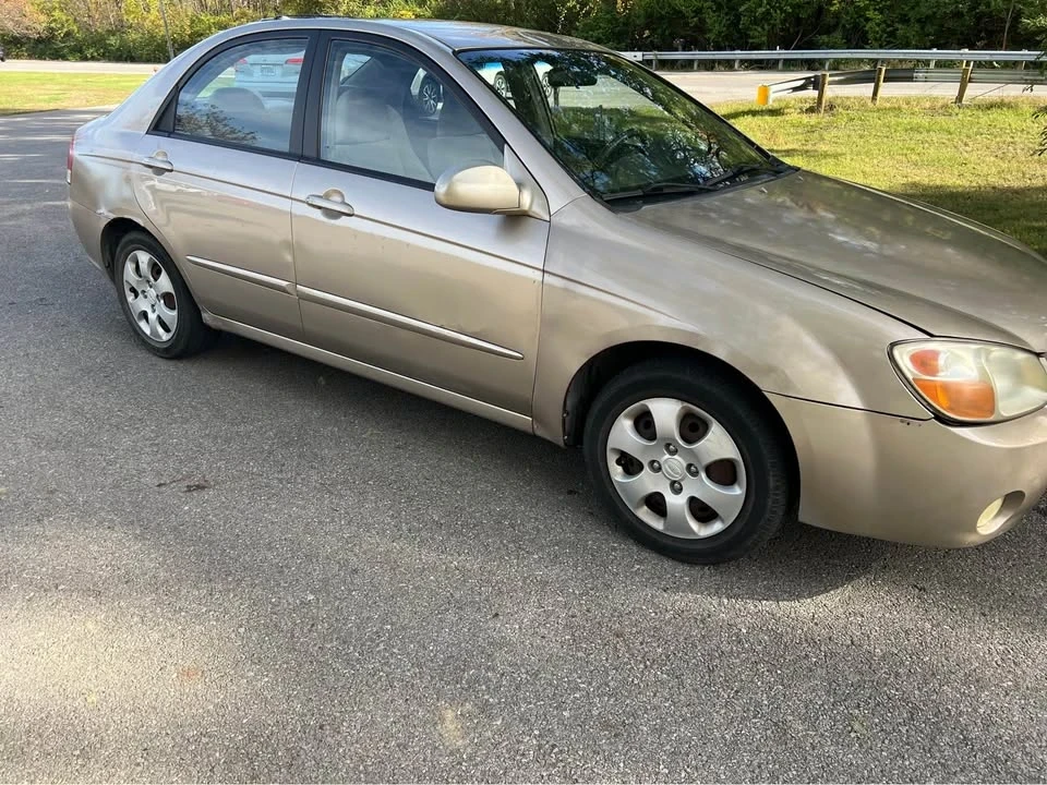 2007 Kia Spectra - Image 3 of 7