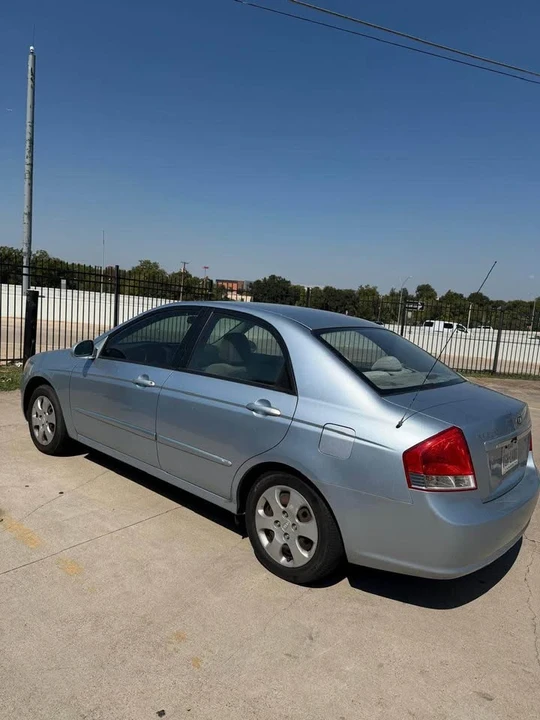 2007 Kia Spectra - Image 2 of 5