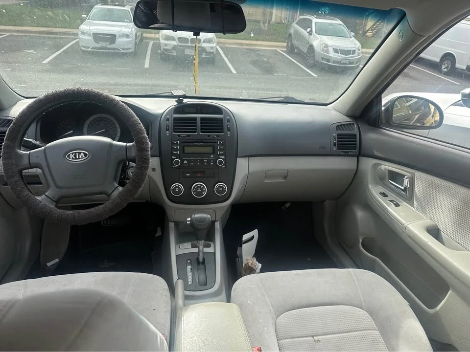 2007 Kia Spectra - Image 7 of 7