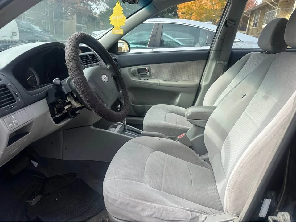 2007 Kia Spectra - Image 6 of 7