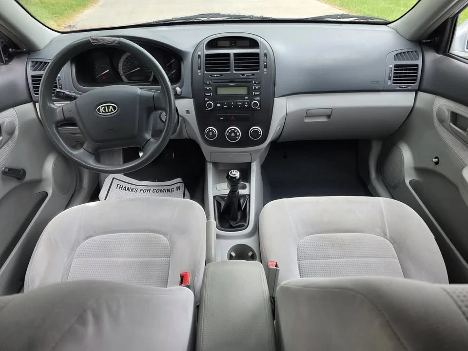 2007 Kia Spectra - Image 8 of 12