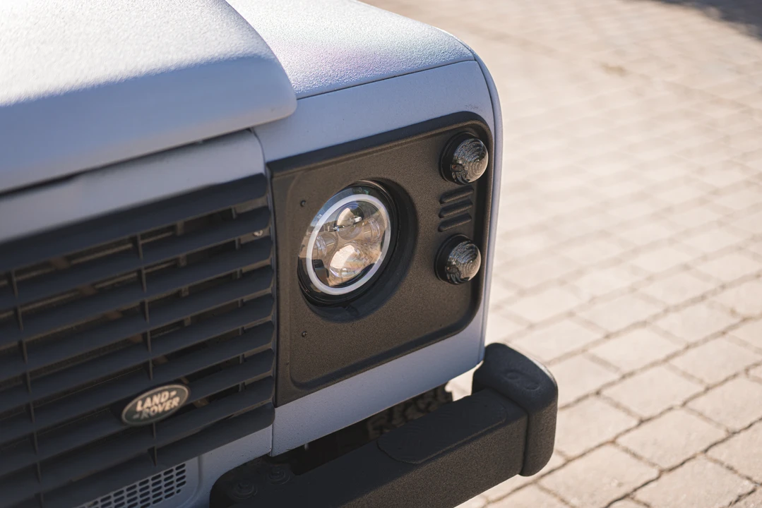 2007 Land Rover Defender 110 - Image 14 of 31