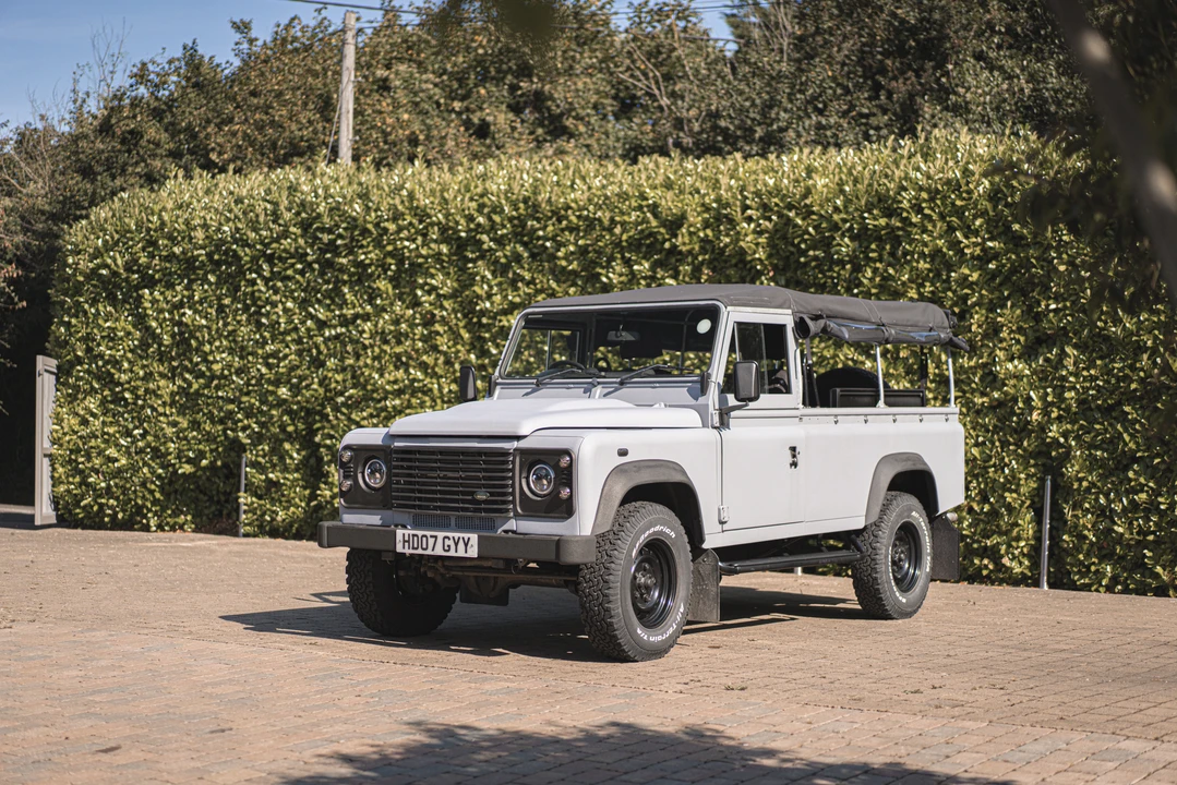 2007 Land Rover Defender 110 - Image 13 of 31