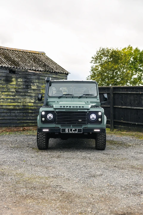 2007 Land Rover Defender 110 - Image 11 of 31