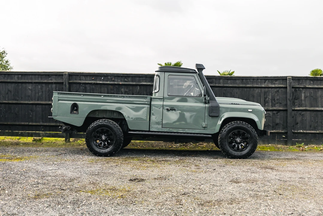 2007 Land Rover Defender 110 - Image 9 of 31