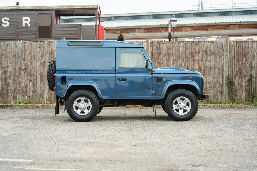 2007 Land Rover Defender 90 - Image 13 of 31