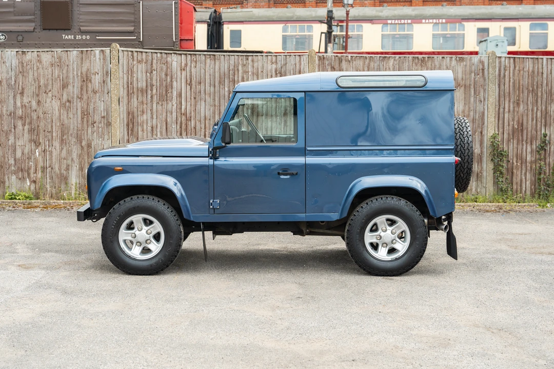 2007 Land Rover Defender 90 - Image 17 of 31