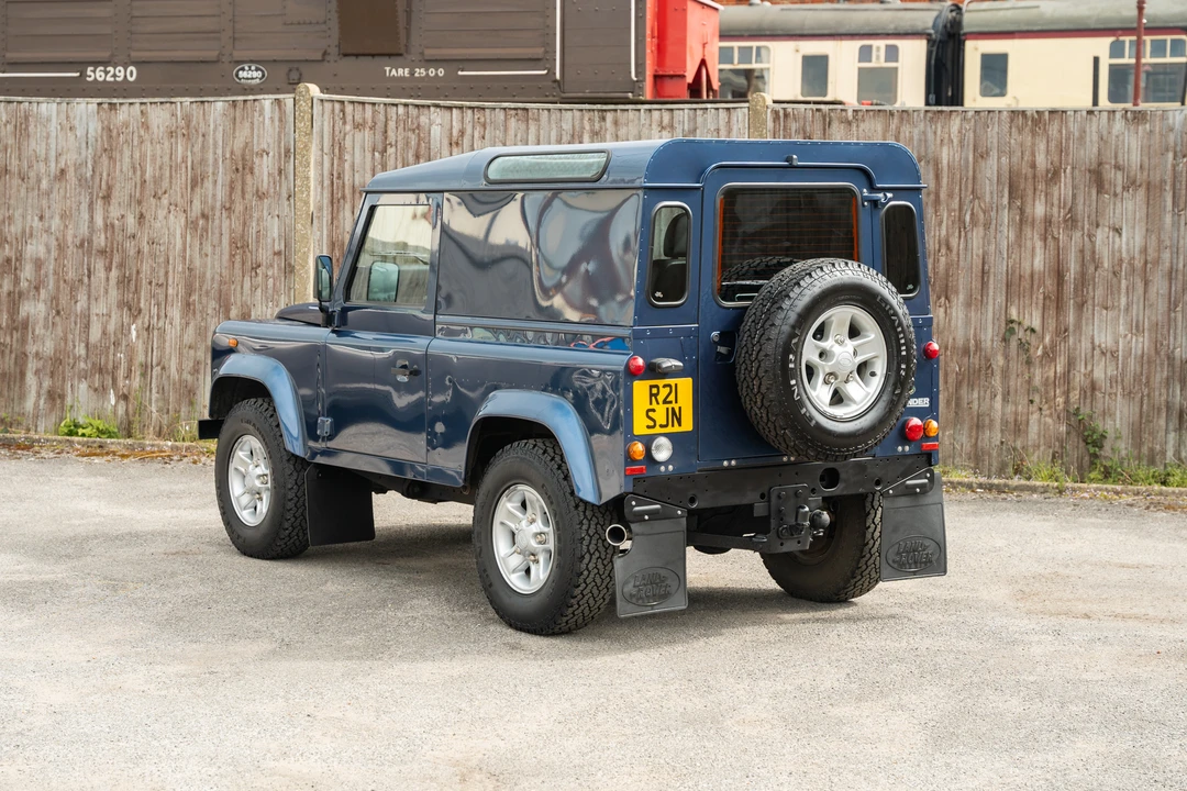 2007 Land Rover Defender 90 - Image 16 of 31