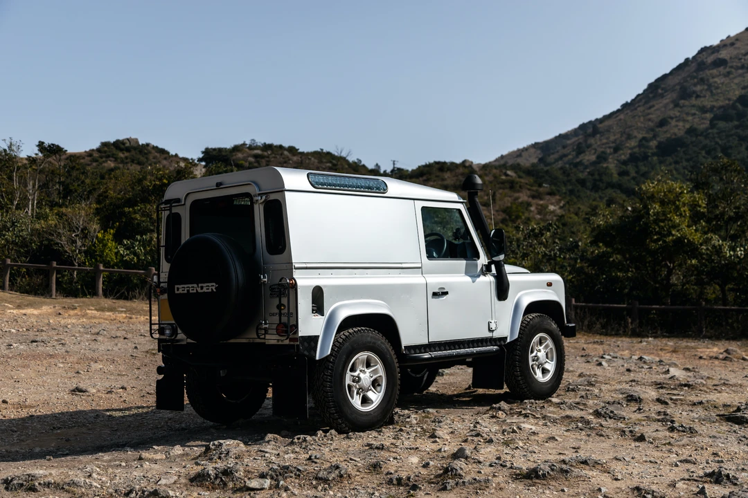 2007 Land Rover Defender 90 - Image 7 of 31