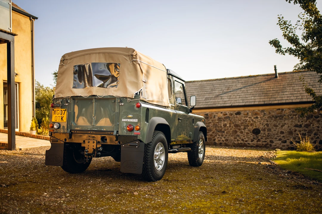2007 Land Rover Defender 90 - Image 11 of 31