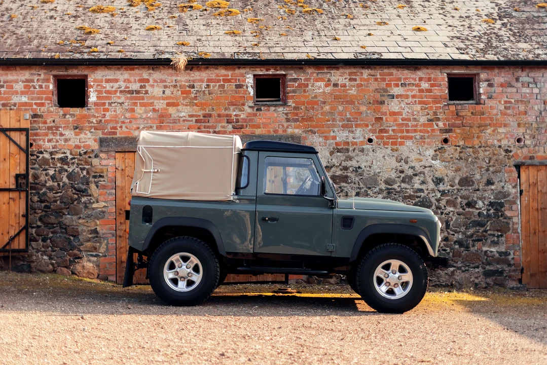 2007 Land Rover Defender 90 - Image 18 of 31