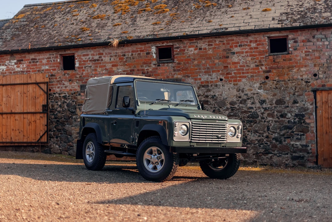 2007 Land Rover Defender 90 - Image 5 of 31