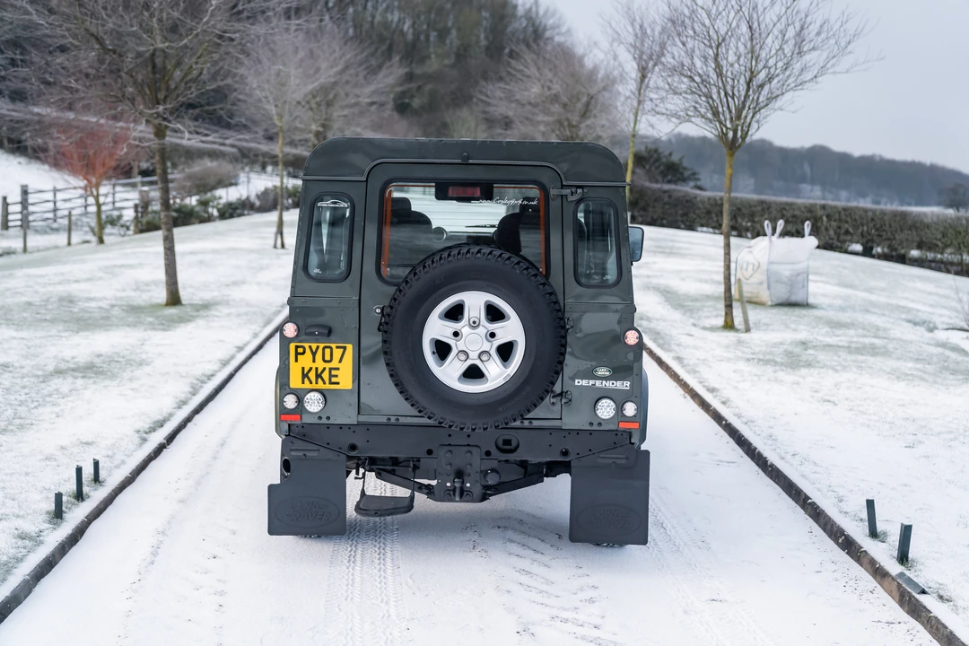 2007 Land Rover Defender 90 - Image 7 of 31