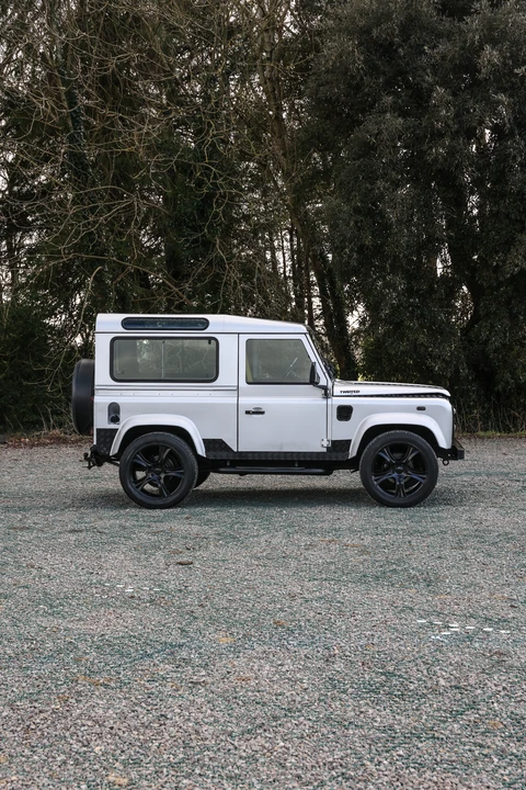 2007 Land Rover Defender 90 - Image 11 of 17