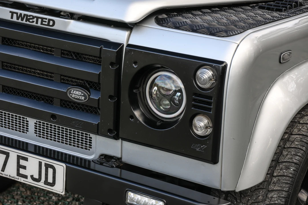 2007 Land Rover Defender 90 - Image 15 of 17