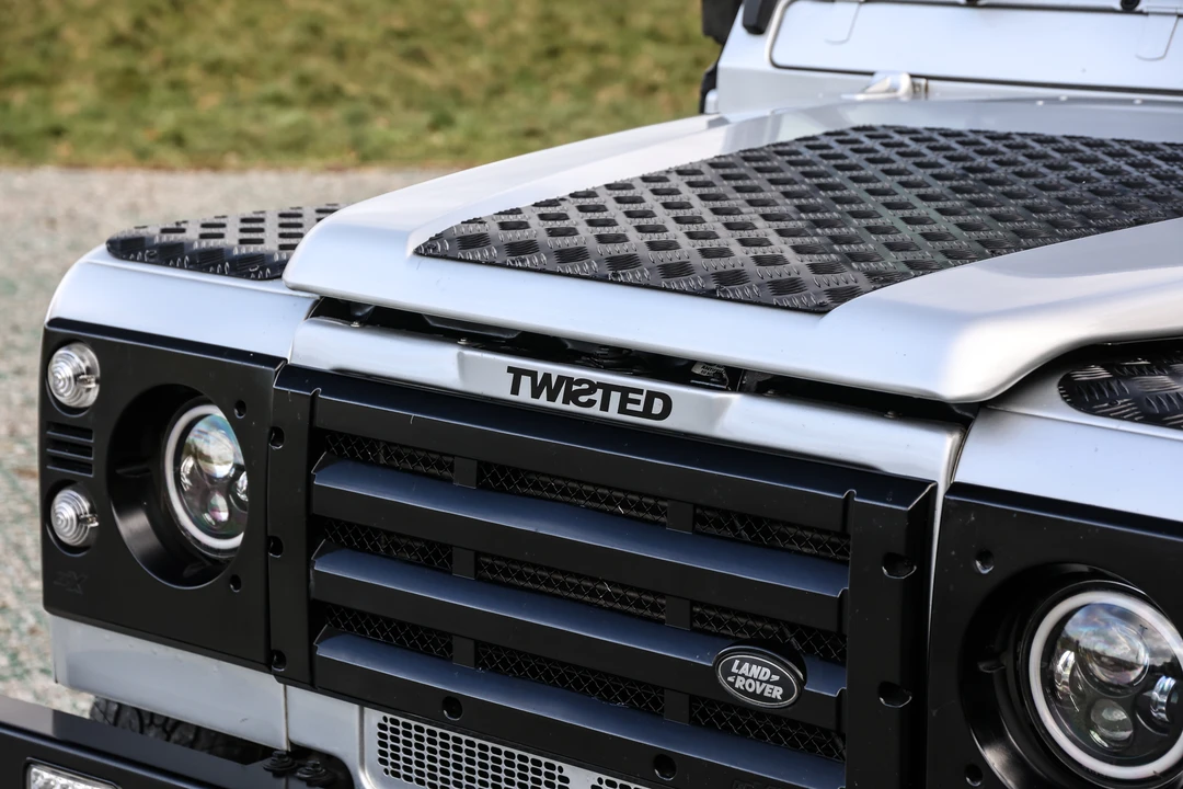 2007 Land Rover Defender 90 - Image 16 of 17