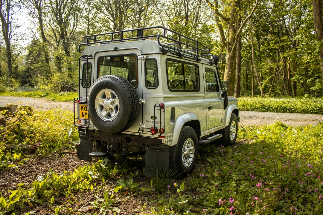 2007 Land Rover Defender 90 - Image 6 of 31