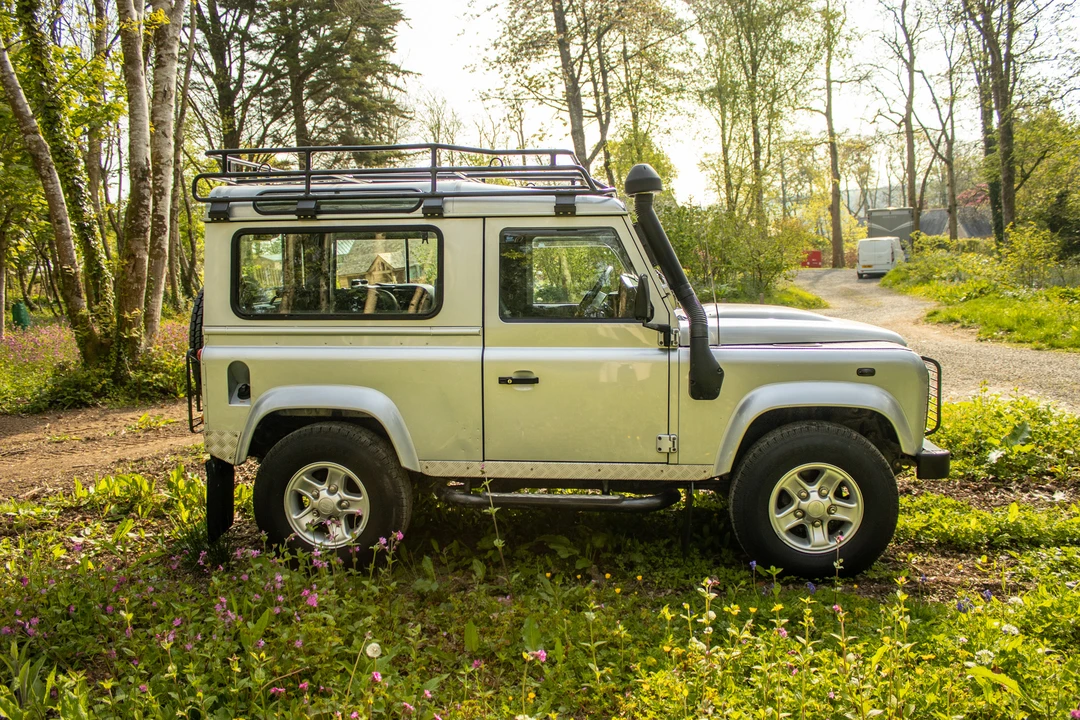 2007 Land Rover Defender 90 - Image 5 of 31