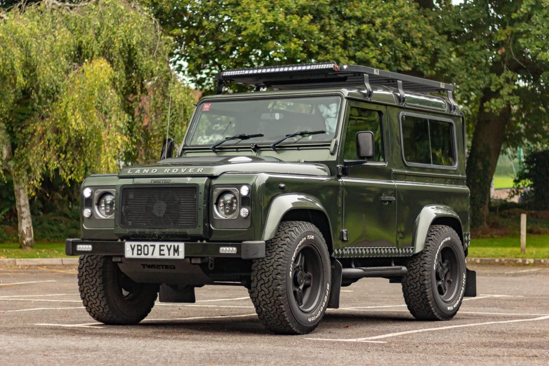 2007 Land Rover Defender 90 - Image 2 of 31